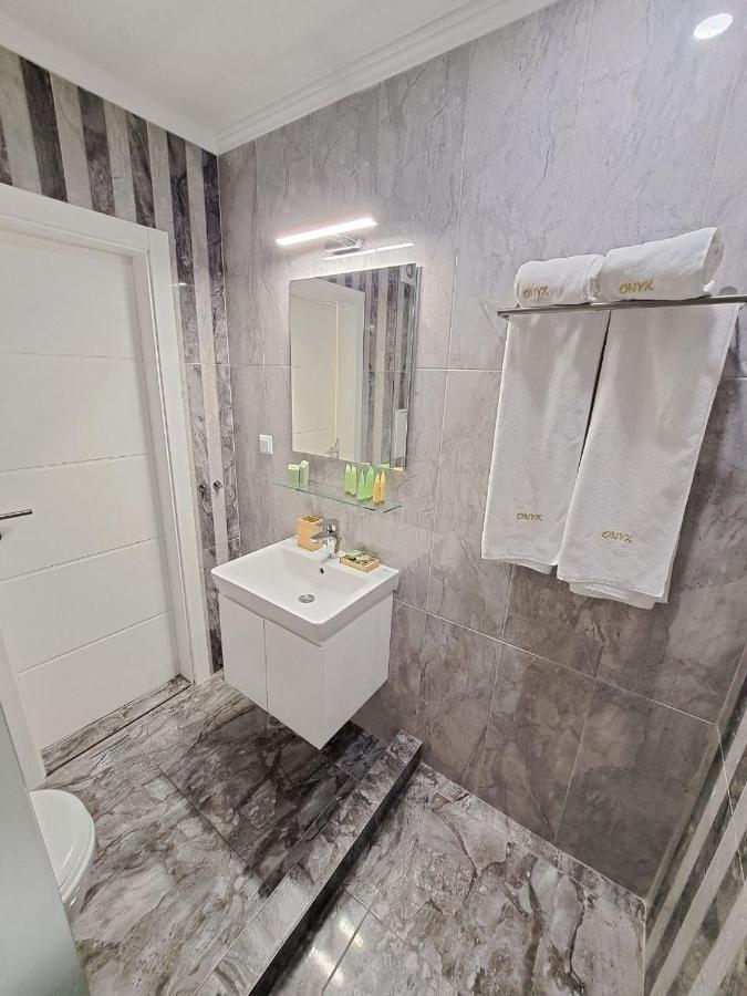 Onyx 2 Private Beach Apartment สวิติ วลัส ภายนอก รูปภาพ