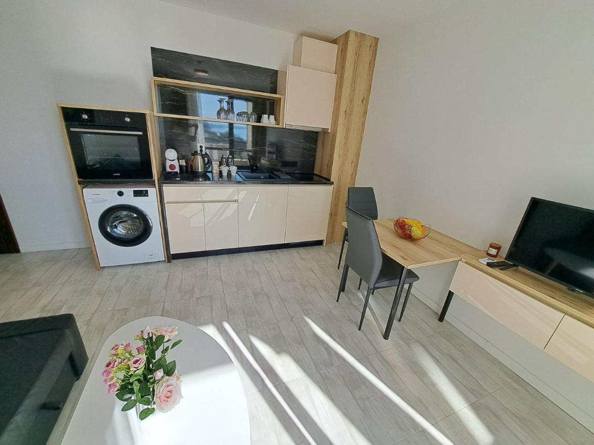 Onyx 2 Private Beach Apartment สวิติ วลัส ภายนอก รูปภาพ