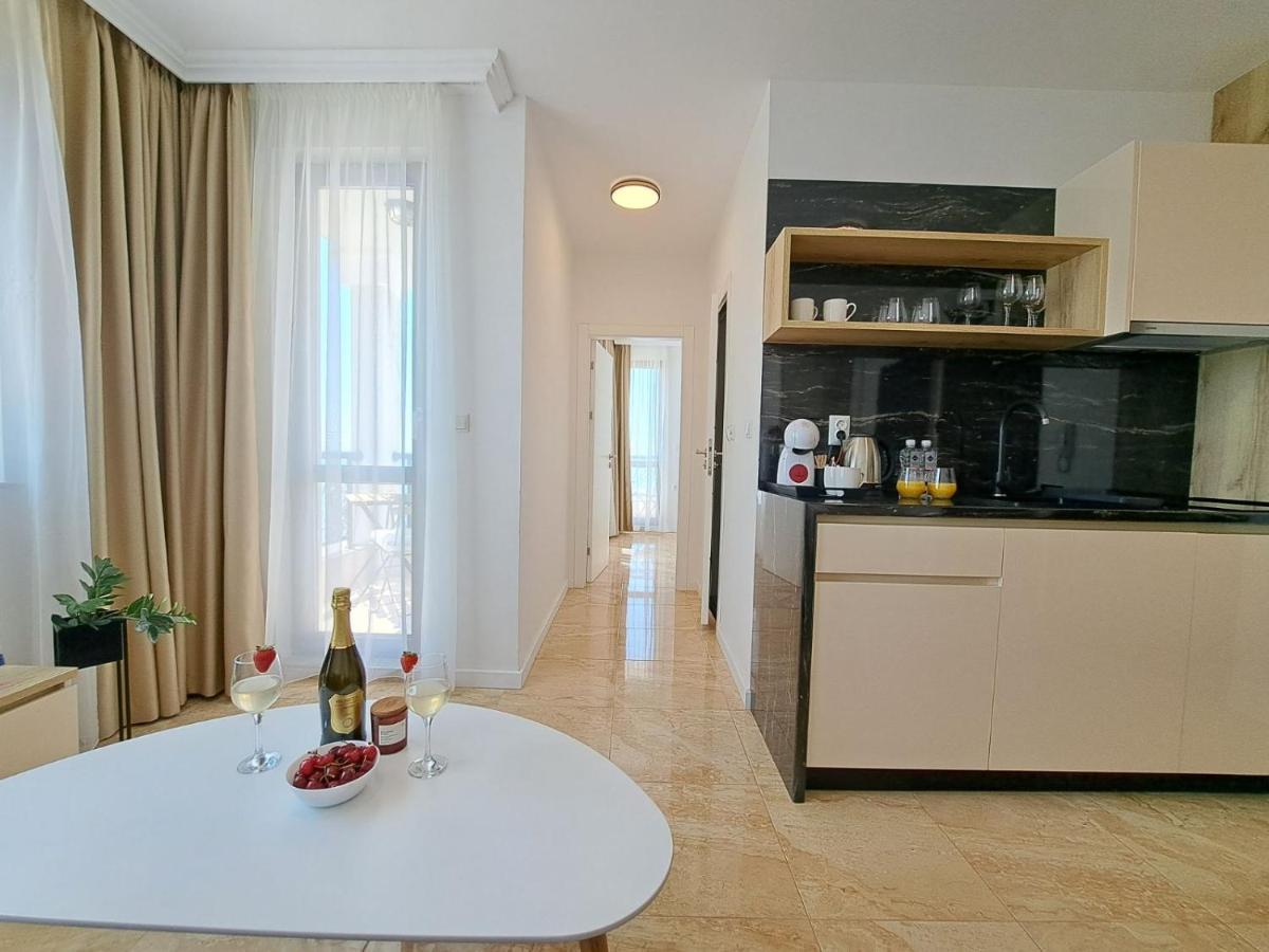 Onyx 2 Private Beach Apartment สวิติ วลัส ภายนอก รูปภาพ