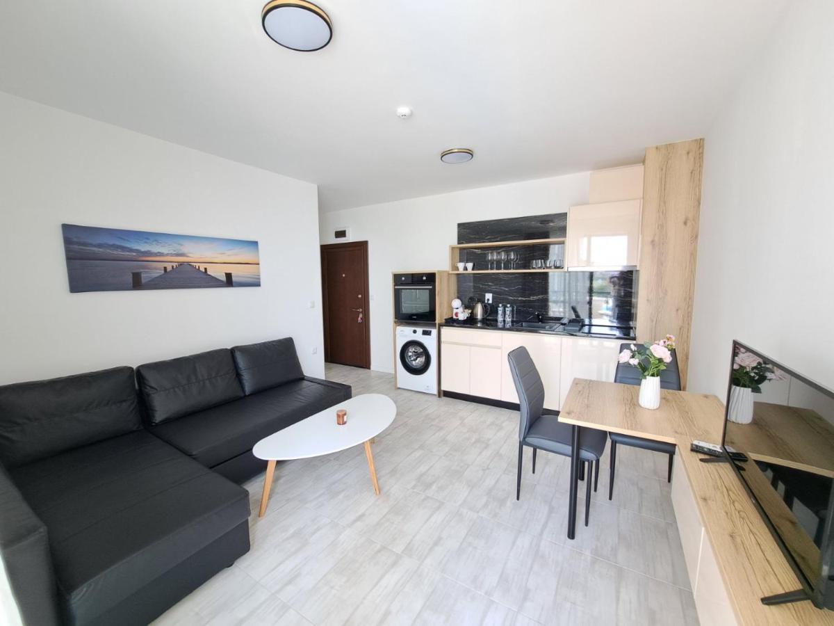 Onyx 2 Private Beach Apartment สวิติ วลัส ภายนอก รูปภาพ